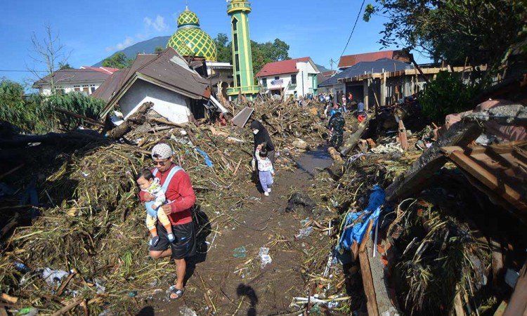 Tim SAR Gabungan Masih Melakukan Pencarian Korban Banjir Bandang di Sumatra Barat