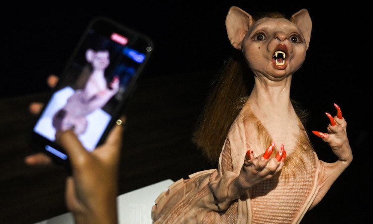 Pameran Tunggal Patricia Piccinini di Museum Macan