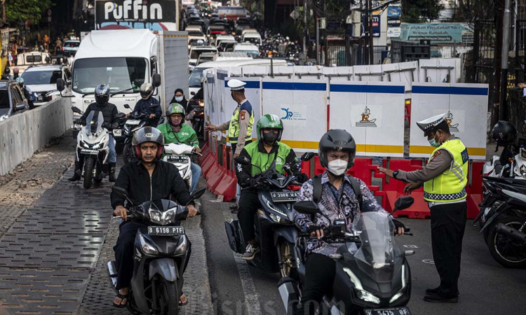 Rekayasa lalu Lintas Contra Flow di Cipulir