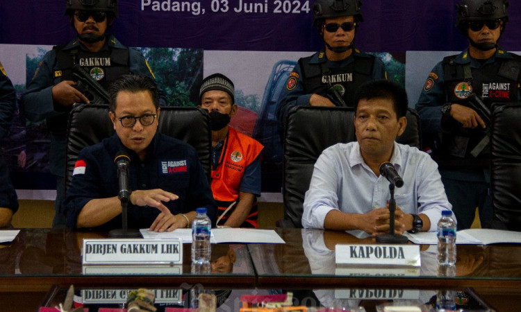 Tersangka Kasus Perusakan Hutan HPK di Sumbar