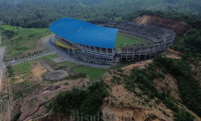 Proyek pembangunan Stadion Utama Sumbar