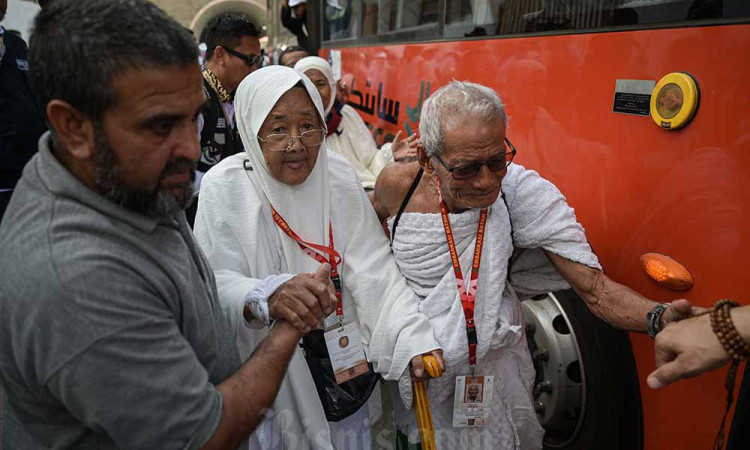 Jamaah Calon Haji Menuju ke Arafah