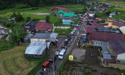 Kemacetan di Jalan Alternatif Padang - Bukittinggi