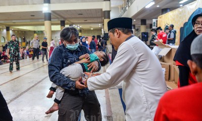 Pembagian Daging Kurban di Masjid Raya Bandung