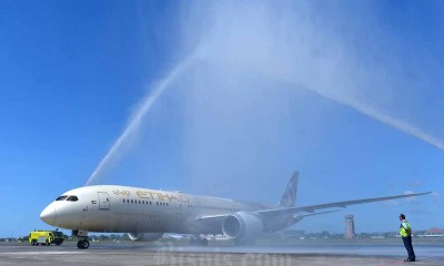 Etihad Terbang Perdana Abu Dhabi-Denpasar