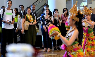 Etihad Terbang Perdana Abu Dhabi-Denpasar