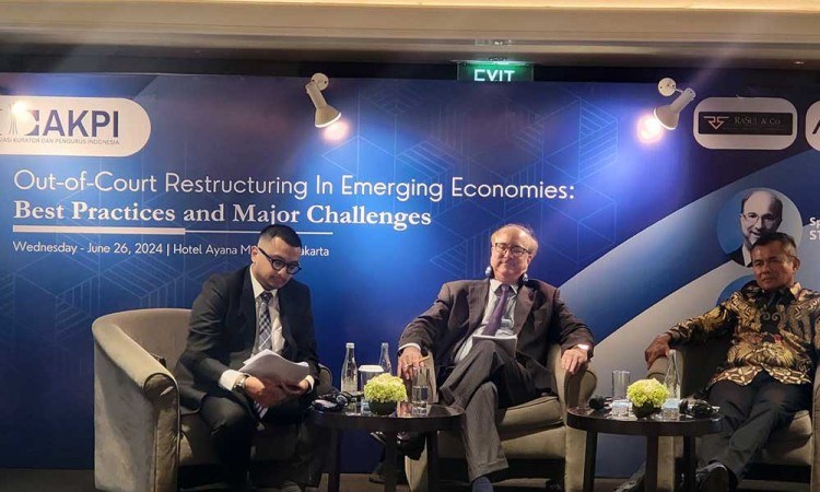AKPI menggelar seminar internasional bertajuk 'Out of Court Restructuring in Emerging Economies: Best Practices And Major Challenges.