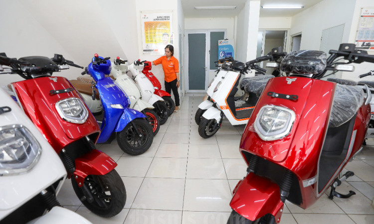 Penyaluran Subsidi Sepeda Motor Listrik Pada Semester I/2024 Mencapai 24.042 Unit