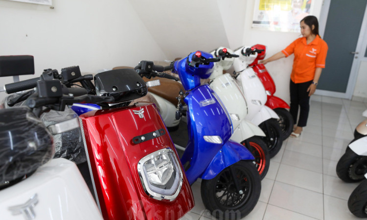 Penyaluran Subsidi Sepeda Motor Listrik Pada Semester I/2024 Mencapai 24.042 Unit