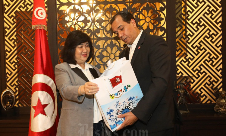 Bahas Potensi Ekonomi Serta Pariwisata Indonesia - Tunisia
