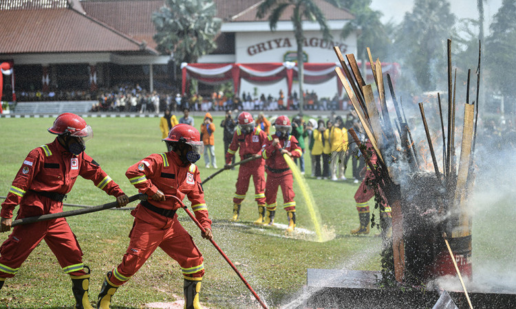 Apel dan Simulasi Penanggulangan Karhutla
