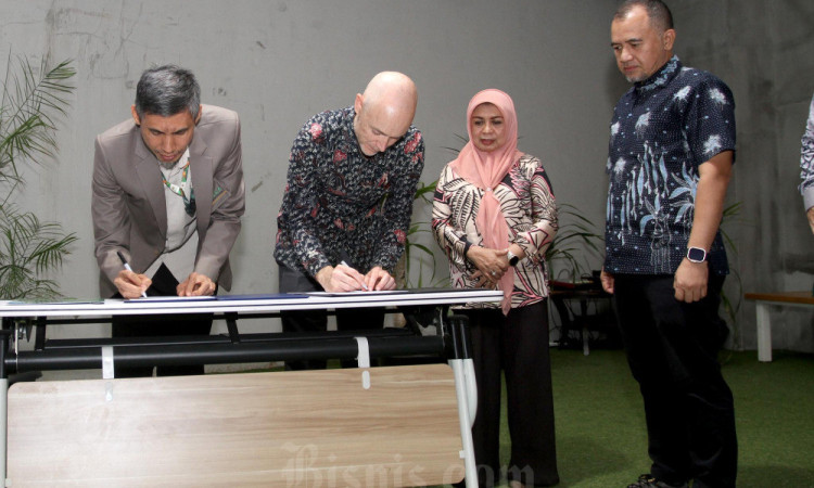 Pengembangan American Corner di Makassar