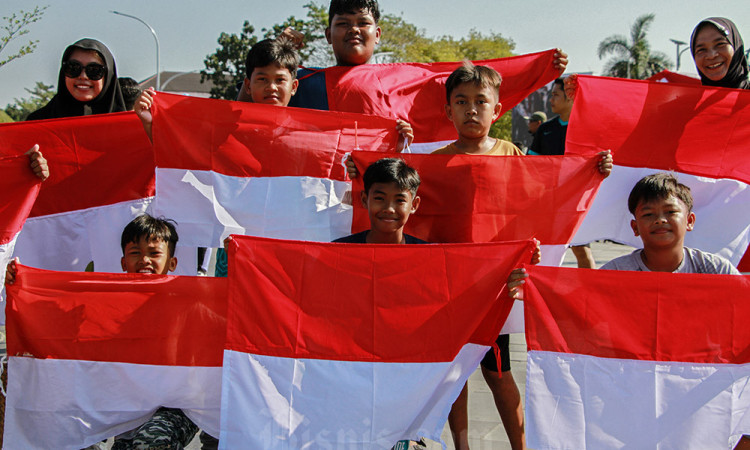 Gerakan Pembagian Bendera Merah Putih di Palangka Raya