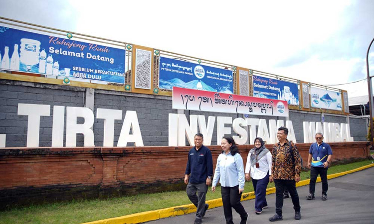 Aqua Komitmen Atasi Sampah Plastik Melalui Gerakan #BijakBerplastik