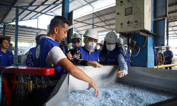 Aqua Komitmen Atasi Sampah Plastik Melalui Gerakan #BijakBerplastik