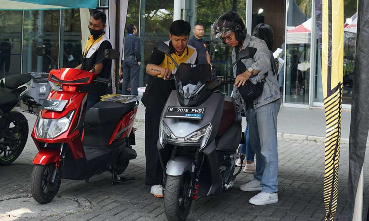 United E-Motor Siap Gelar Roadshow & Test Ride Sampai Akhir 2024