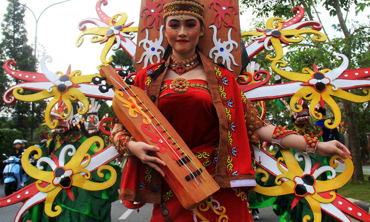 Karnaval Budaya Khatulistiwa di Pontianak