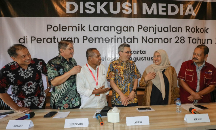 Diskusi Polemik Larangan Penjualan Rokok