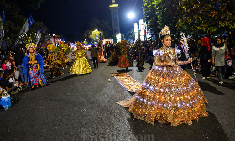 Puluhan Sekolah Ikut Karnaval Kemerdekaan di Sumedang