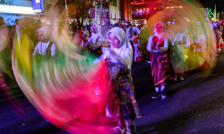 Puluhan Sekolah Ikut Karnaval Kemerdekaan di Sumedang