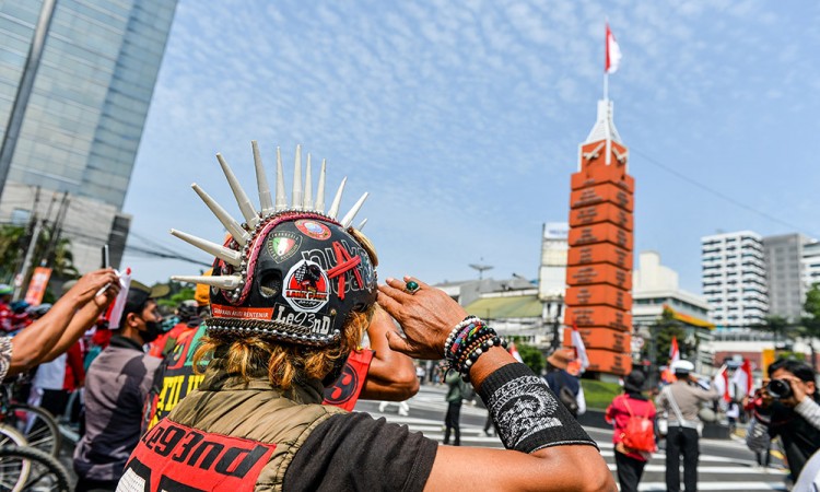 Aksi Berhenti Tiga Menit di Jalanan Kota Bandung