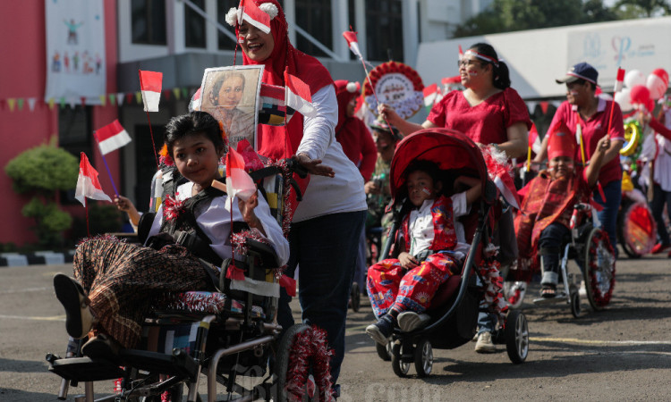SLB YPAC Gelar Pawai Budaya Memperingati Kemerdekaan HUT RI ke-79