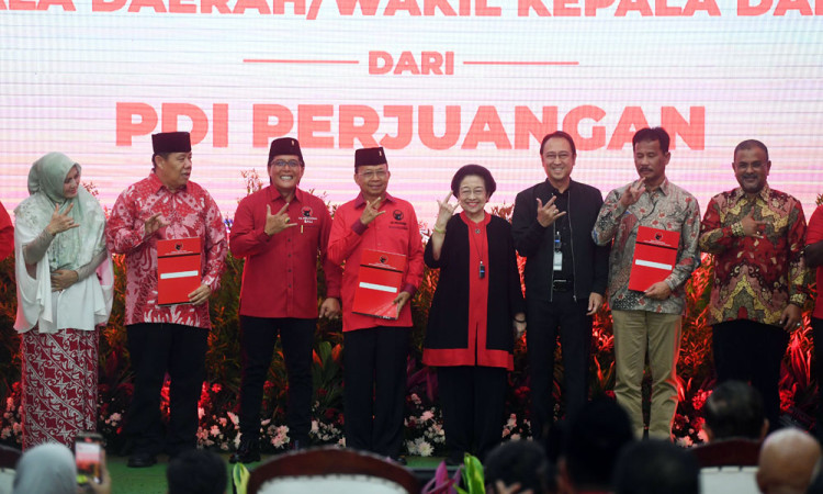 Megawati Umumkan Bakal Calon Kepala Daerah Untuk Pilkada 2024