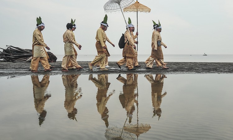 Puncak Tradisi Mandi Safar di Jambi