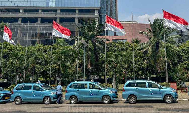 Laba Blue Bird Mencatatkan Kenaikan