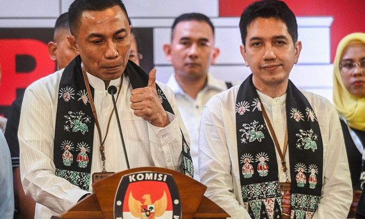Dharma Pongrekun-Kun Wardana Daftar Pilgub DKI Jakarta