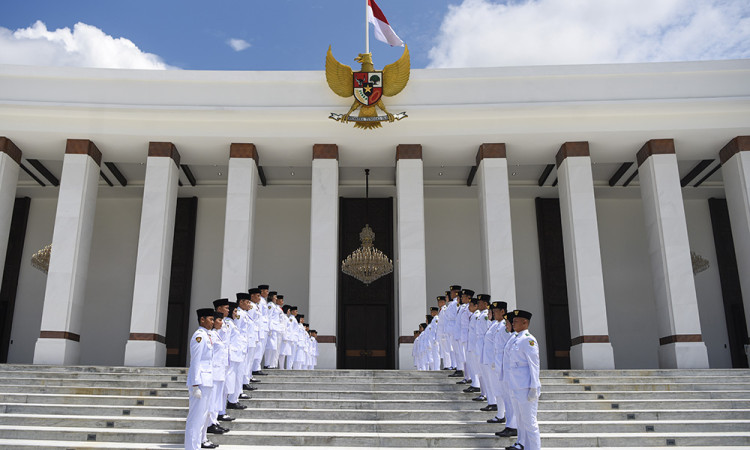 Duplikat Bendera Pusaka Merah Putih Kembali ke Jakarta