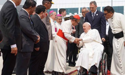 Paus Fransiskus Akhiri Lawatan di Jakarta