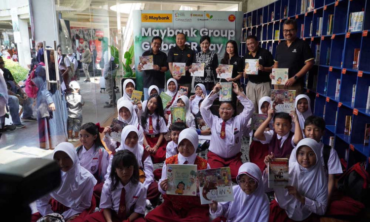 Maybank Global CR Day 2024 Digelar di Taman Literasi Christina Martha Tiahahu Blok M