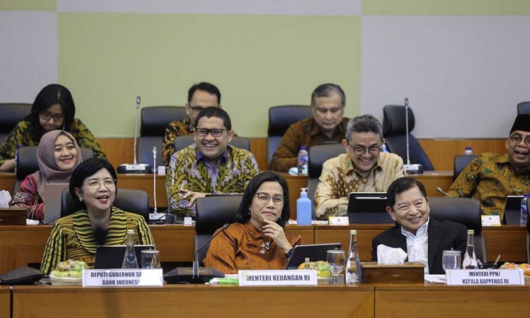 Sri Mulyani Raker Dengan Banggar DPR Bahas RUU APBN TA 2025