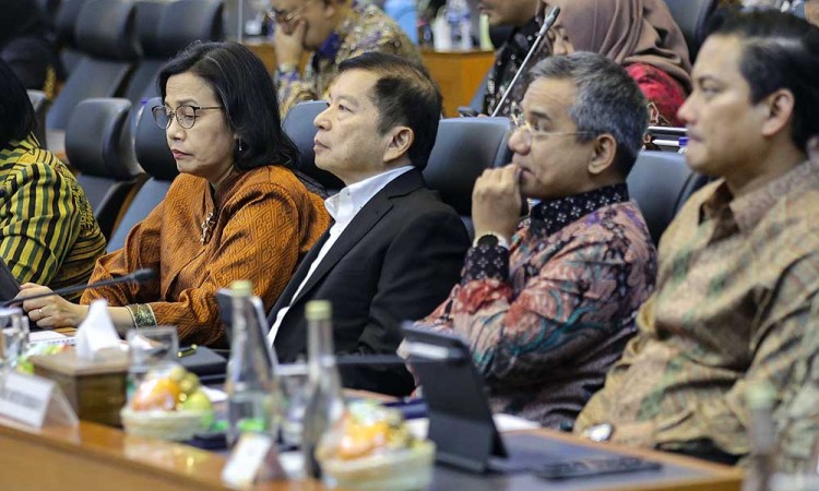 Sri Mulyani Raker Dengan Banggar DPR Bahas RUU APBN TA 2025