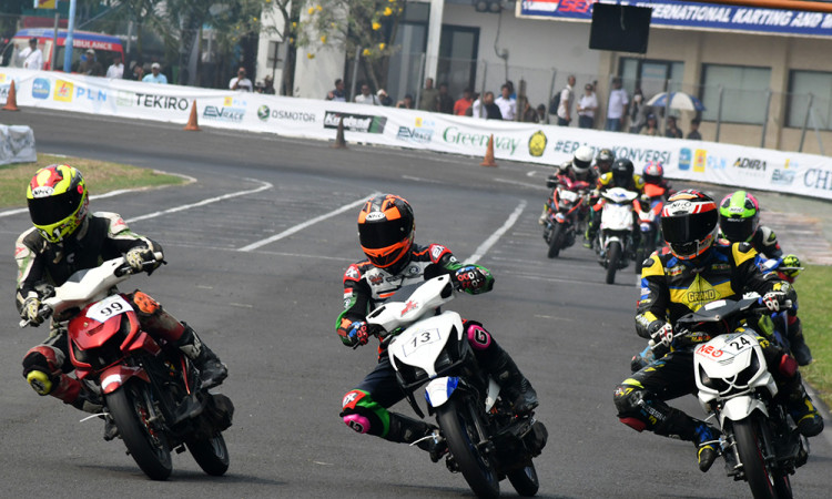 Balap Sepeda Motor Listrik di Sirkuit Sentul Karting Bogor
