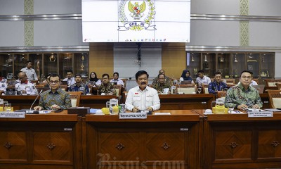 Raker Komisi I DPR Dengan Menkopolhukam