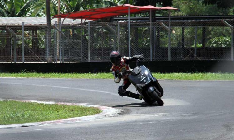 United E-Motor TX3000 Jalani Endurance Test di Sirkuit Sentul