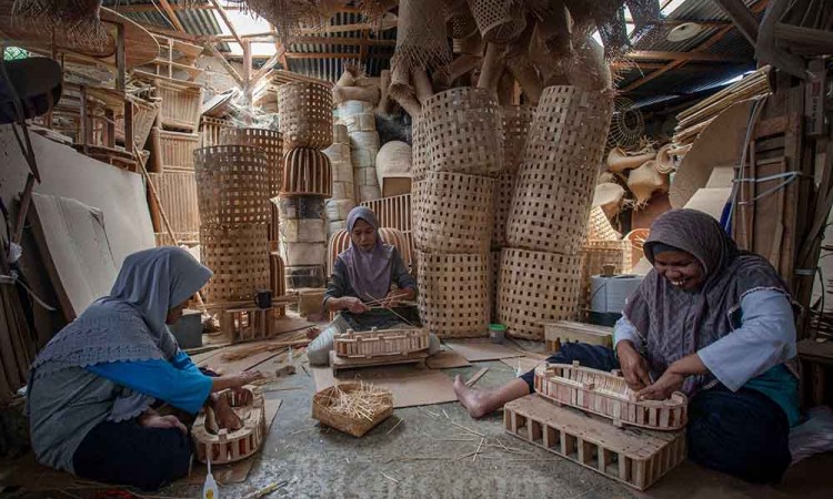 Pertumbuhan Penyaluran KUR D.I. Yogyakarta