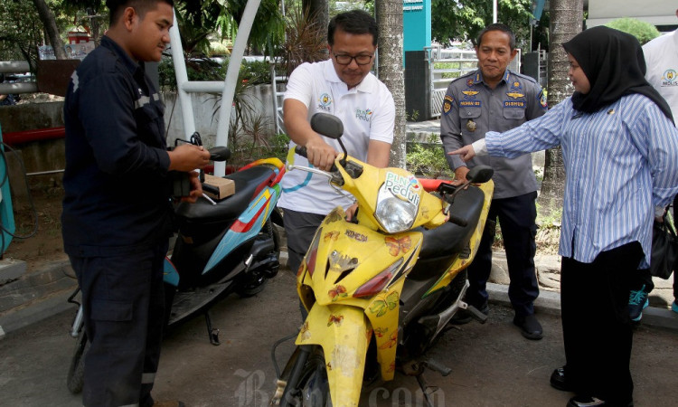 Pelatihan Konversi Motor Bahan Bakar Minyak Menjadi Motor Listrik