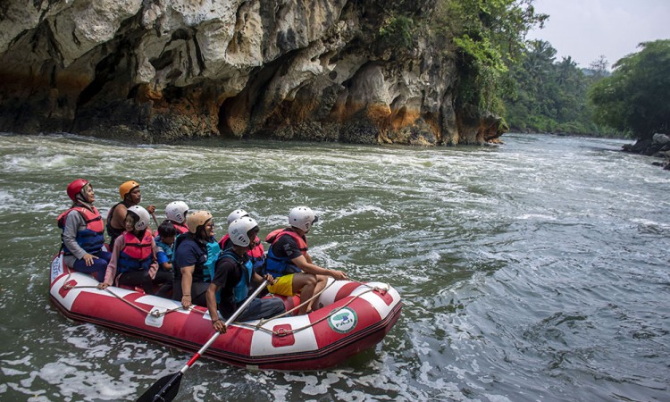 Potensi Pariwisata Sanghyang Kenit di Kabupaten Bandung Barat