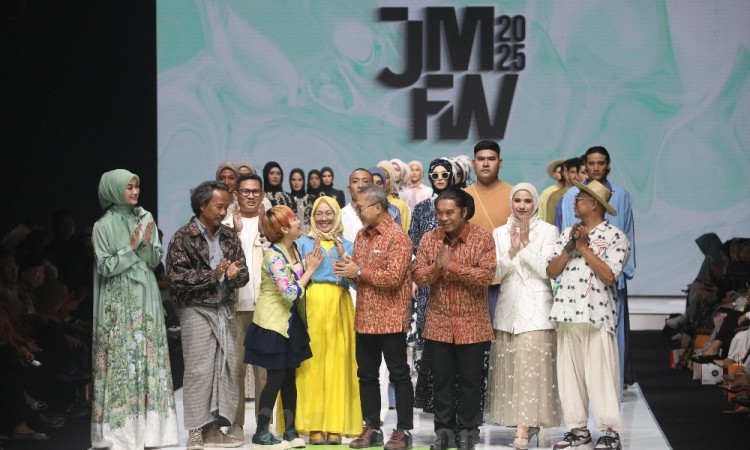 Jakarta Muslim Fashion Week 2025