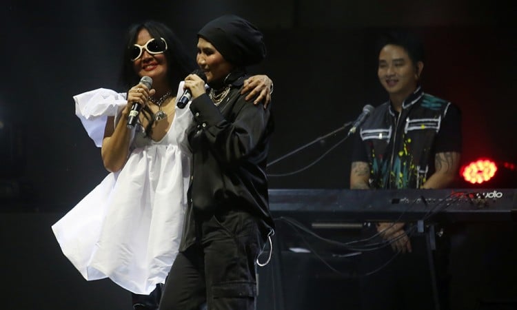 Konser Nicky Astria Meets Atiek CB