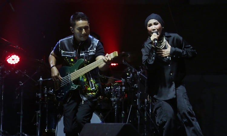 Konser Nicky Astria Meets Atiek CB