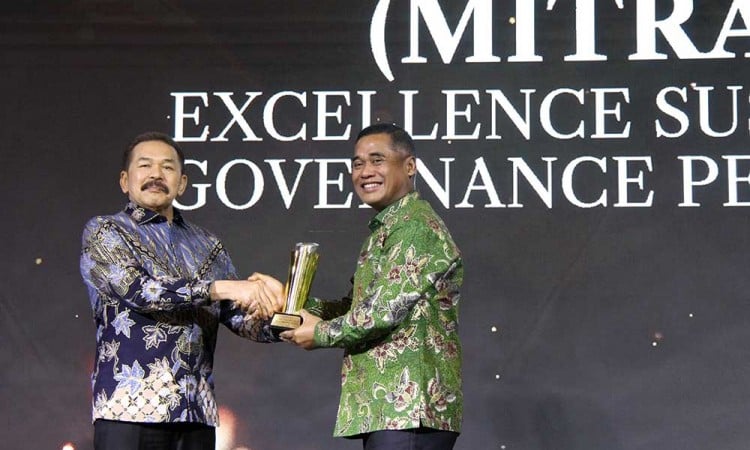 Miratel Terima CGC Award Kategori Excellence Sustainability Governance Performance