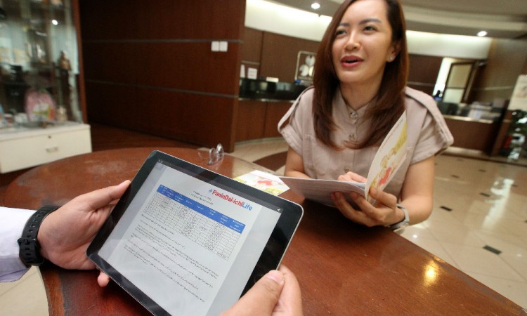 Panin Dai-Chi Life Serahkan Klaim Pada Ahli Waris Bancassurance Di Bandung
