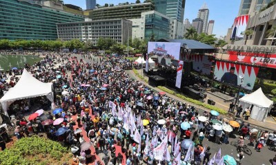 Sambut Pelantikan Prabowo-Griban, Ribuan Warga Padati Kawasan Bundaran HI