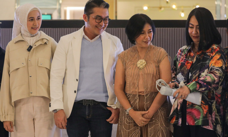 Dukung Desainer dan Pecinta Fashion, Philips Luncurkan Handheld Steamer 5000 Series