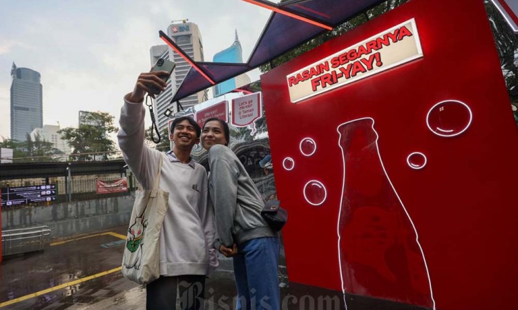 Coca-Cola Indonesia Luncurkan Kampanye Rasain Keseruan Fri-yay