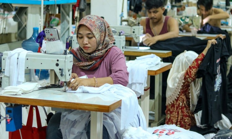 Pertumbuhan Positif Industri Tekstil